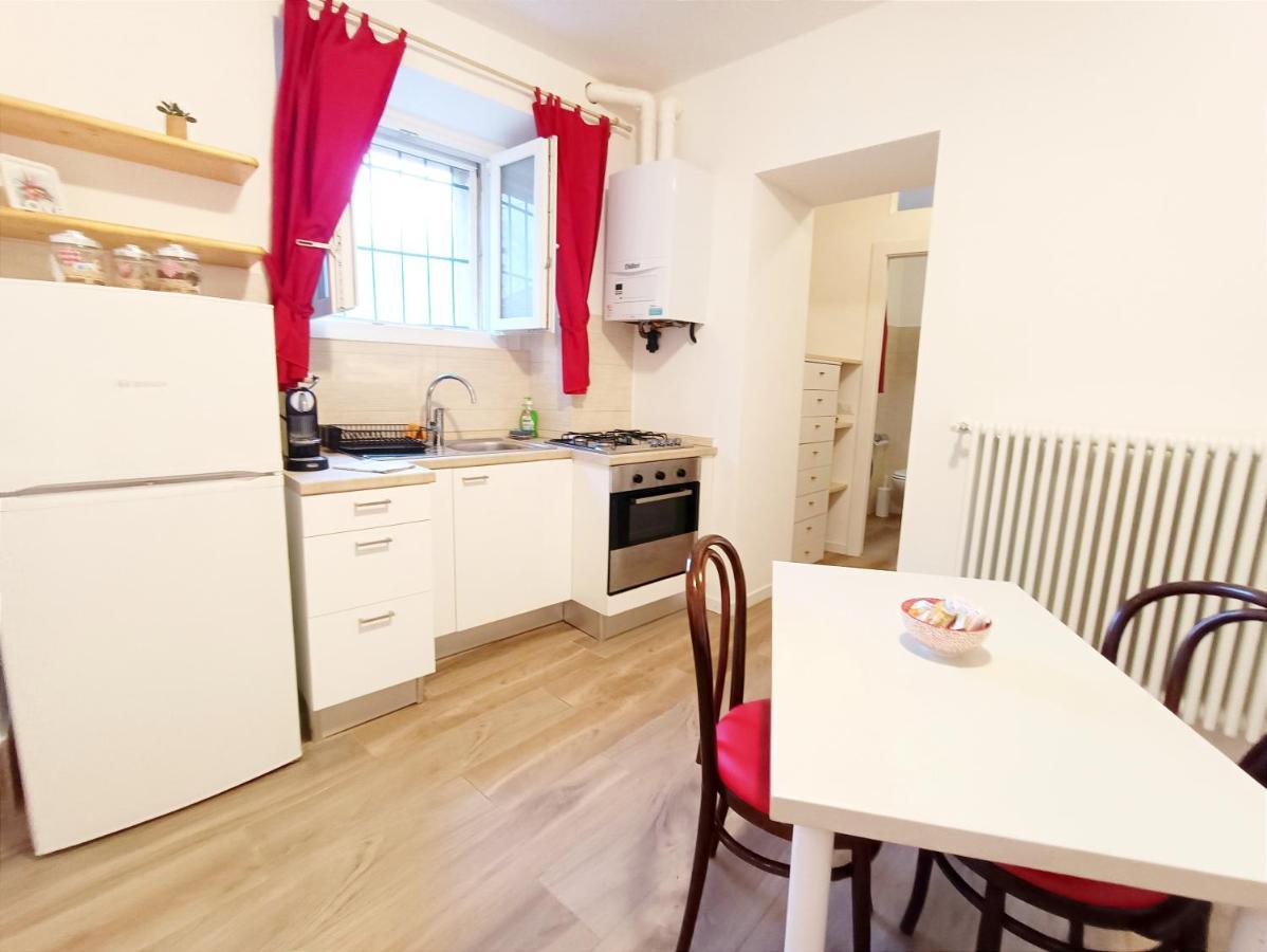 La Casa Del Barcaiolo Apartment มัลกราเต ภายนอก รูปภาพ