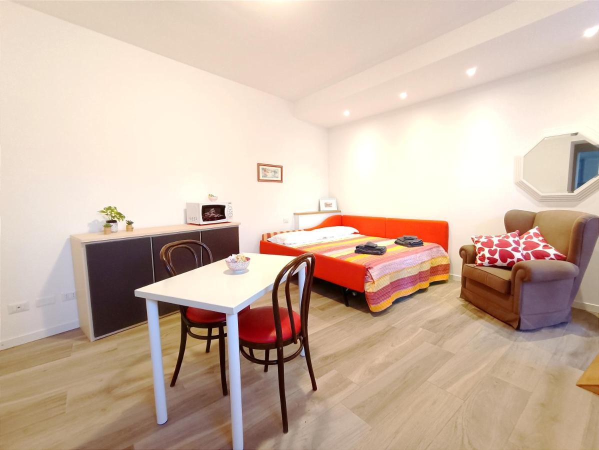 La Casa Del Barcaiolo Apartment มัลกราเต ภายนอก รูปภาพ